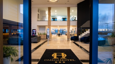 7_Hotel-Omega-wejscie-karta-mundurowa_galeria_tn